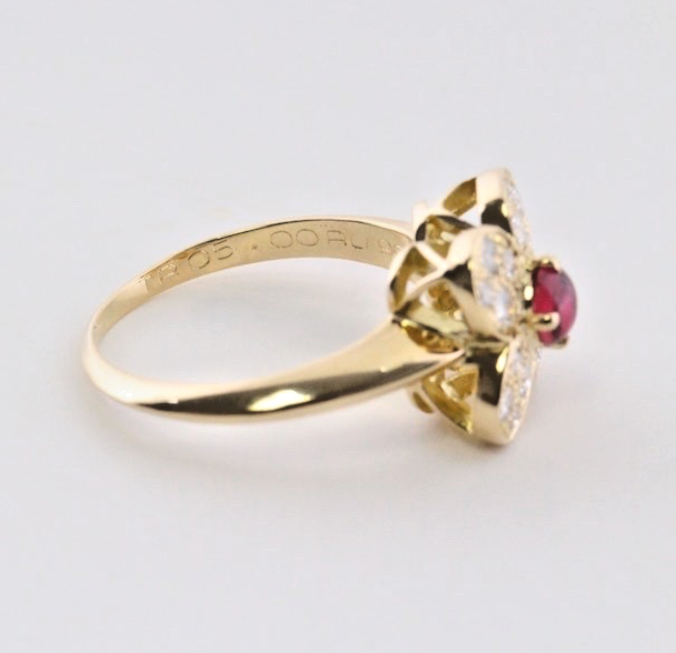 Van Cleef & Arpels Ruby Diamond Flower Ring 18K Yellow Gold VCA Trefle Size 6.75