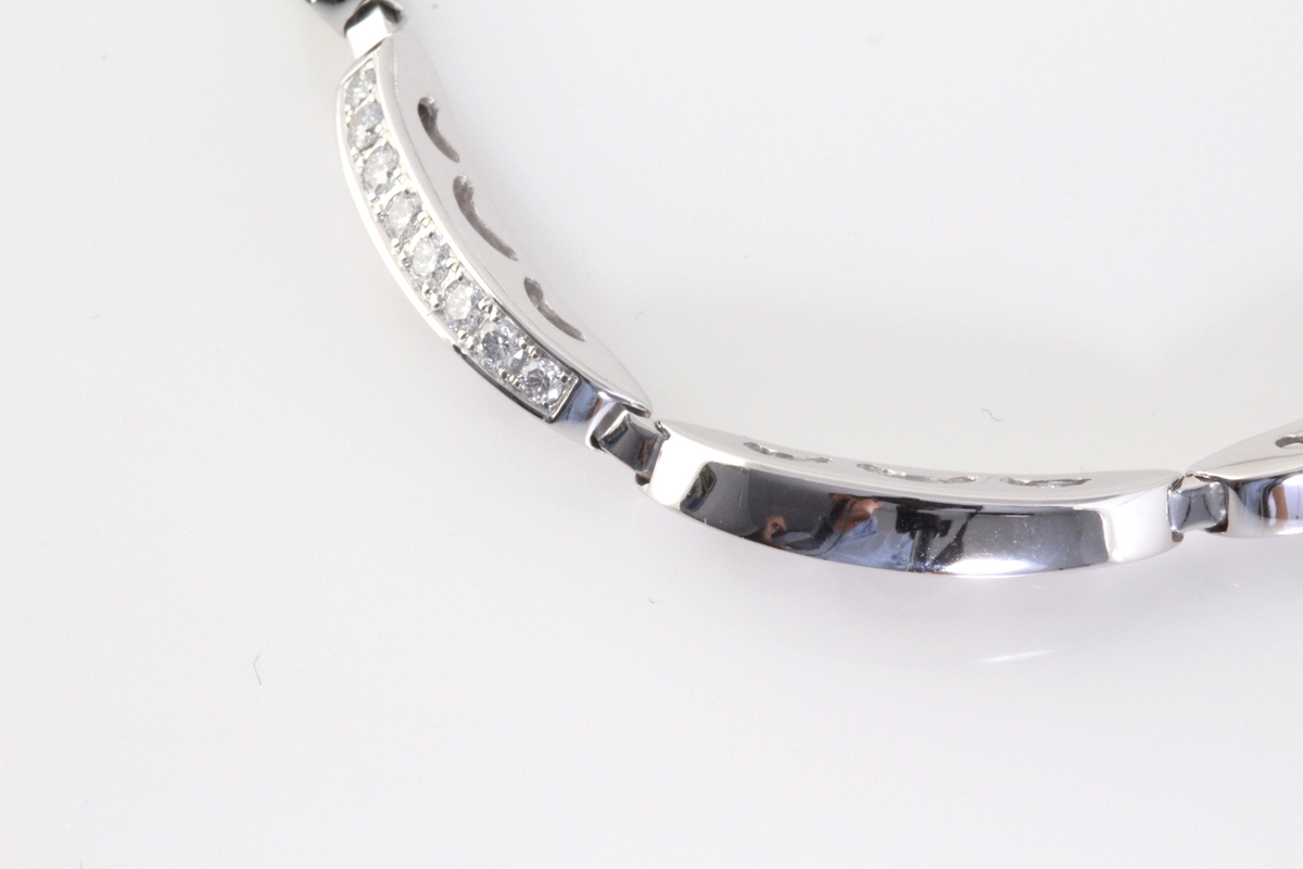 Chopard 18K White Gold Diamond Link Collar Necklace 1.07ct COA 40cm Ref 814393