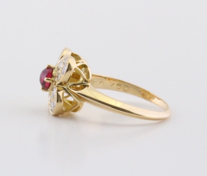 Van Cleef & Arpels Ruby Diamond Flower Ring 18K Yellow Gold VCA Trefle Size 6.75