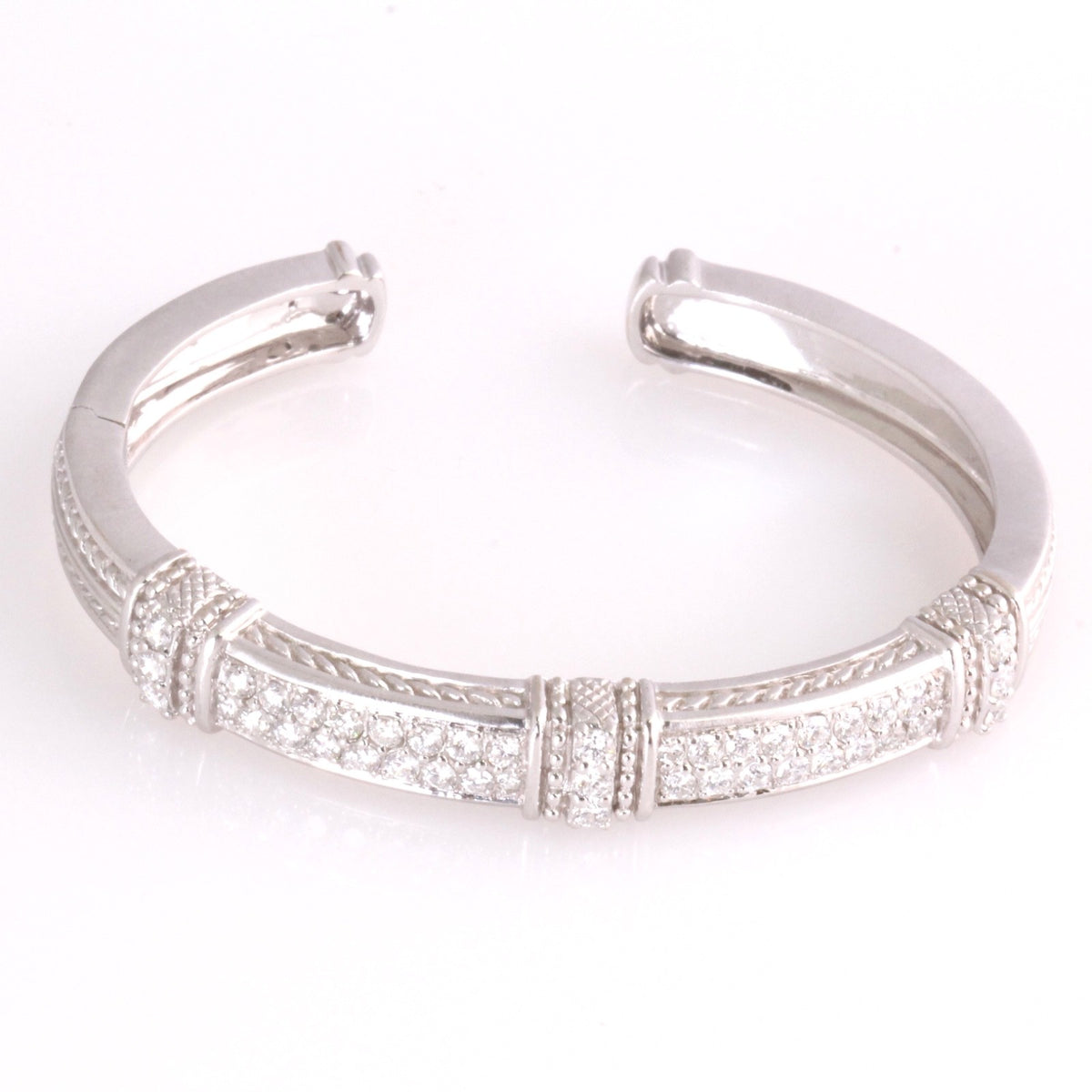 Judith Ripka 18K White Gold Diamond Hinged Bangle Bracelet 3.5ct 36g