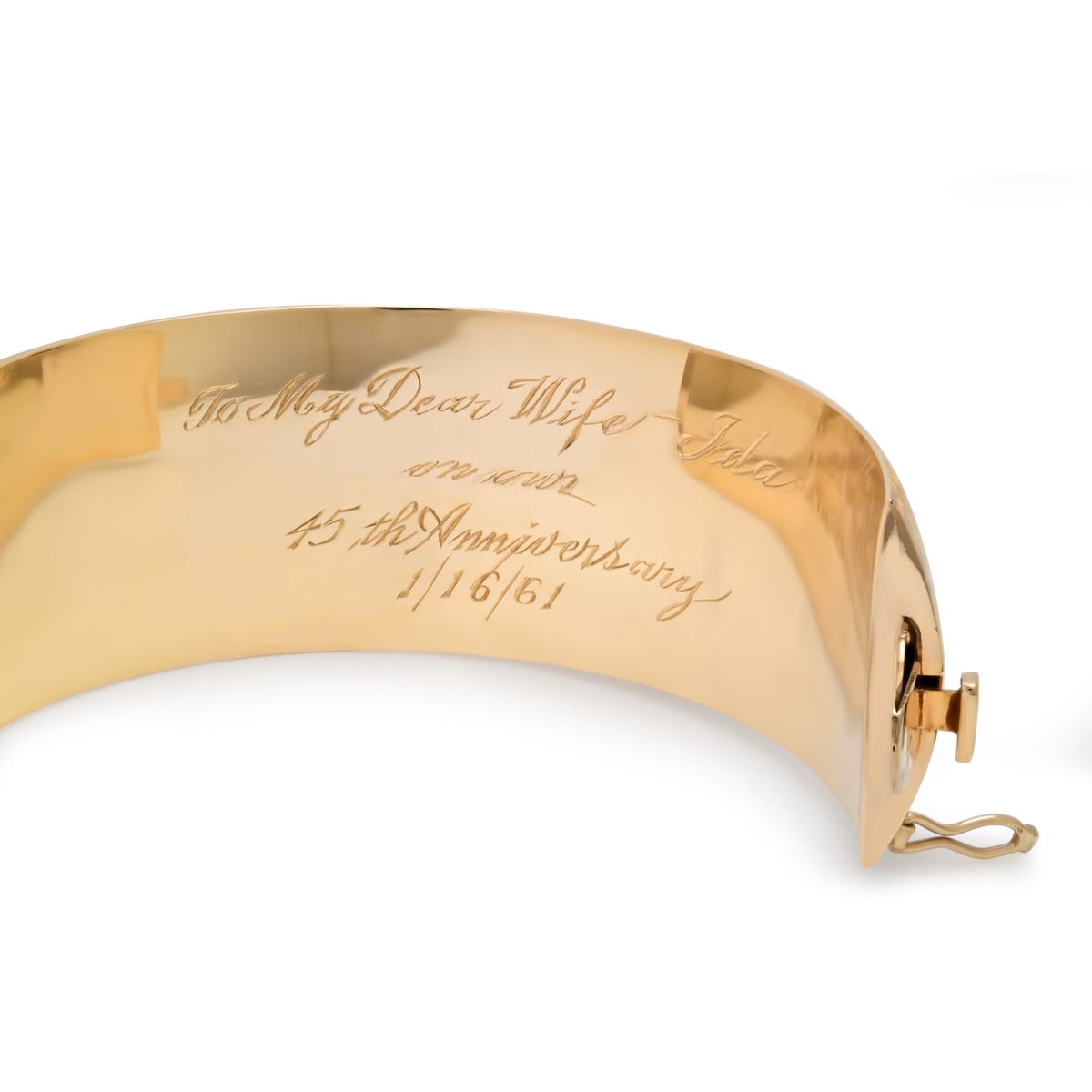 Vintage 1961 Heavy 82.6g 14K Yellow Gold Diamond Star-Set Florentine Bangle Brac