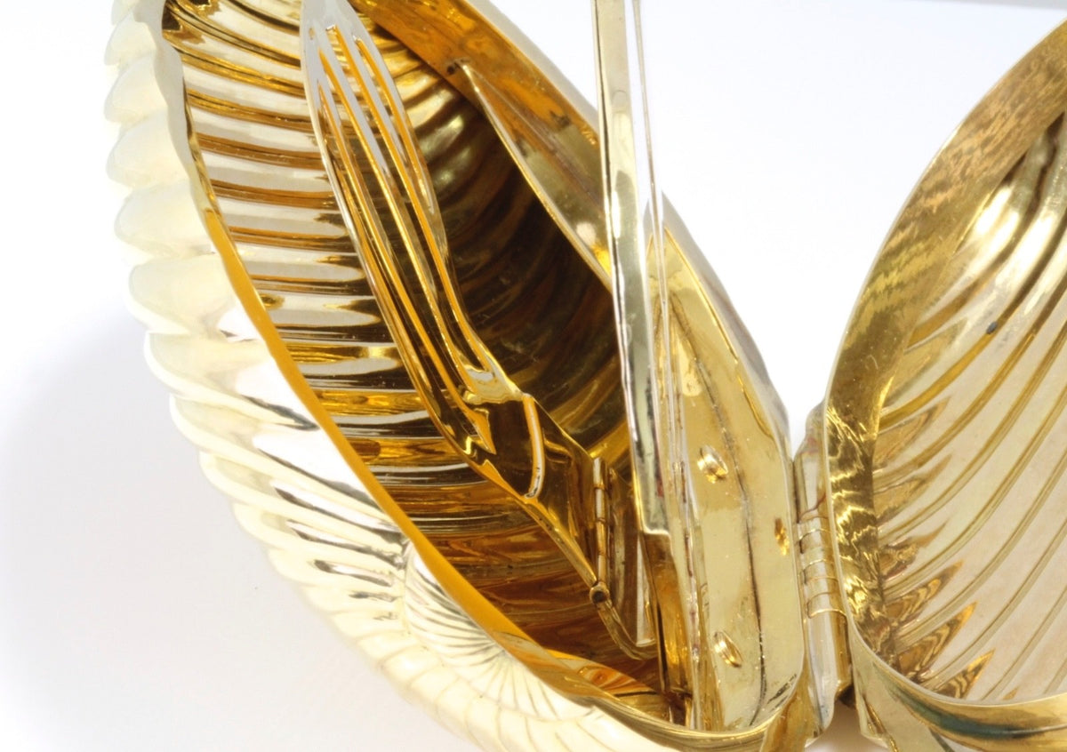 Large 18K Yellow Gold 448g Ribbed Shell Minaudiere Compact Wrist Bag Mirror