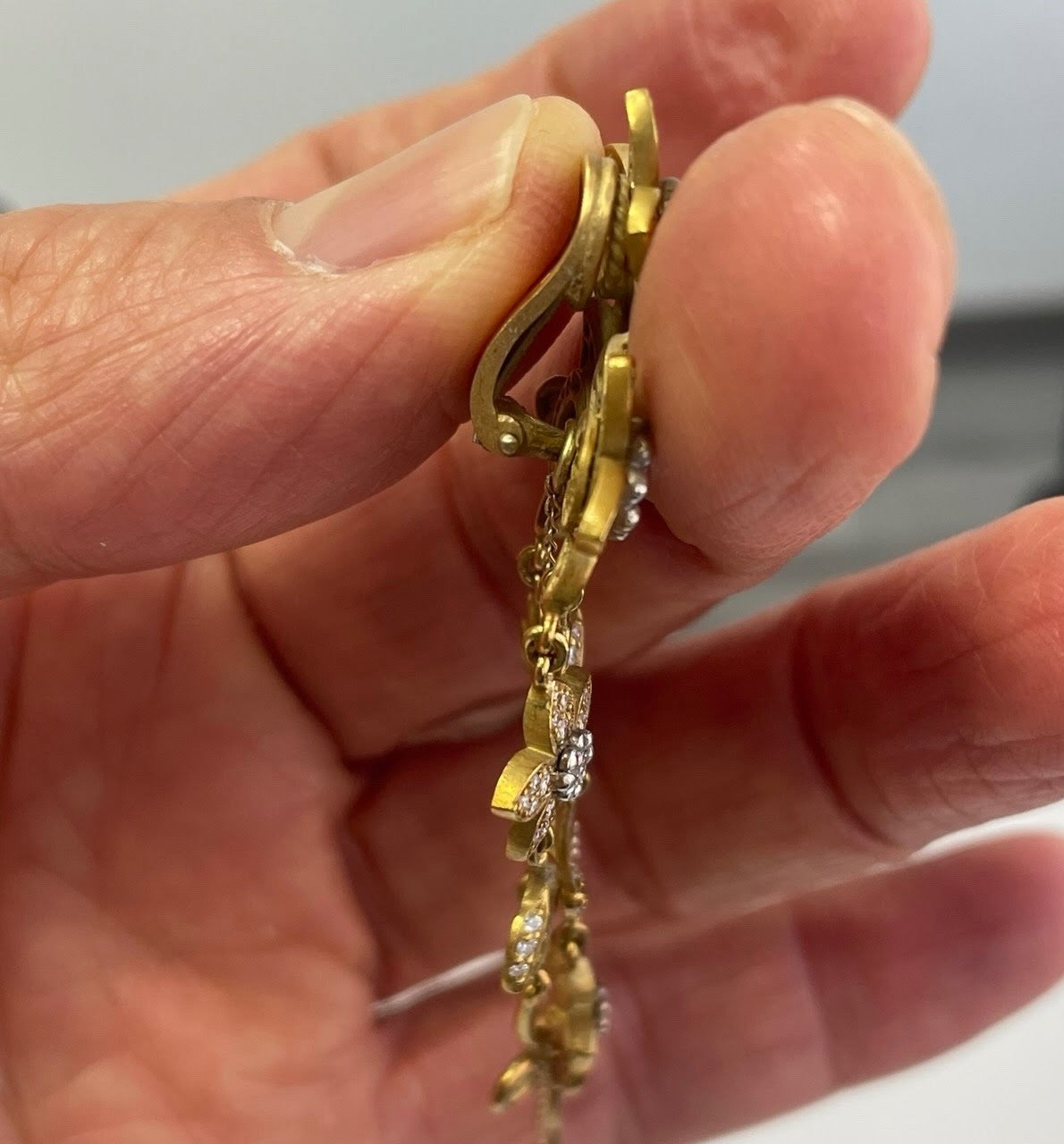 Kieselstein-Cord 18K Green Gold Diamond Floral Dangle Earrings 3CT 35.8g