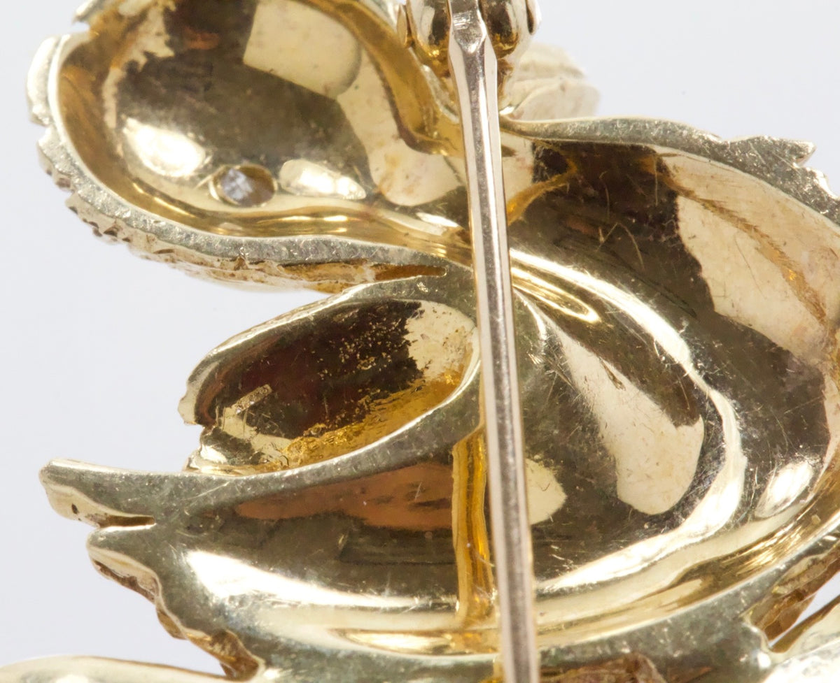 Vintage 14K Yellow Gold Duckling Brooch Pin Biwa Pearl and Diamond Eye, 1960's